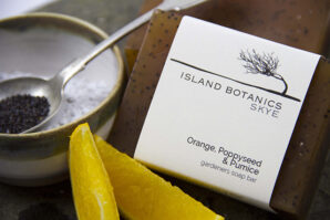 Orange, Lemon, Poppyseed & Pumice Gardeners Soap Bar